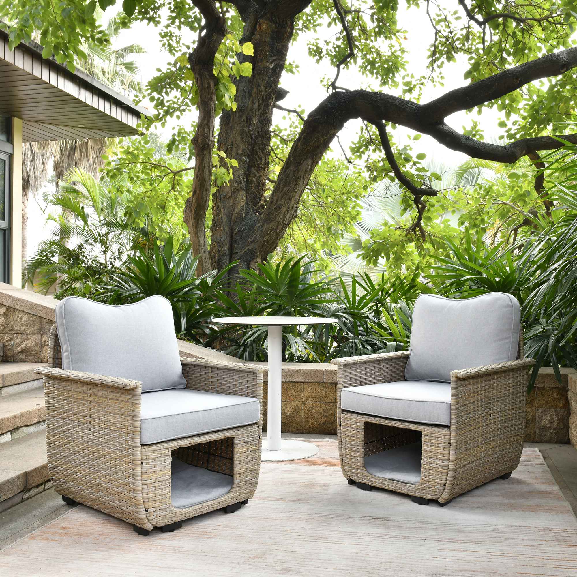 Outdoor wicker patio deals chairs